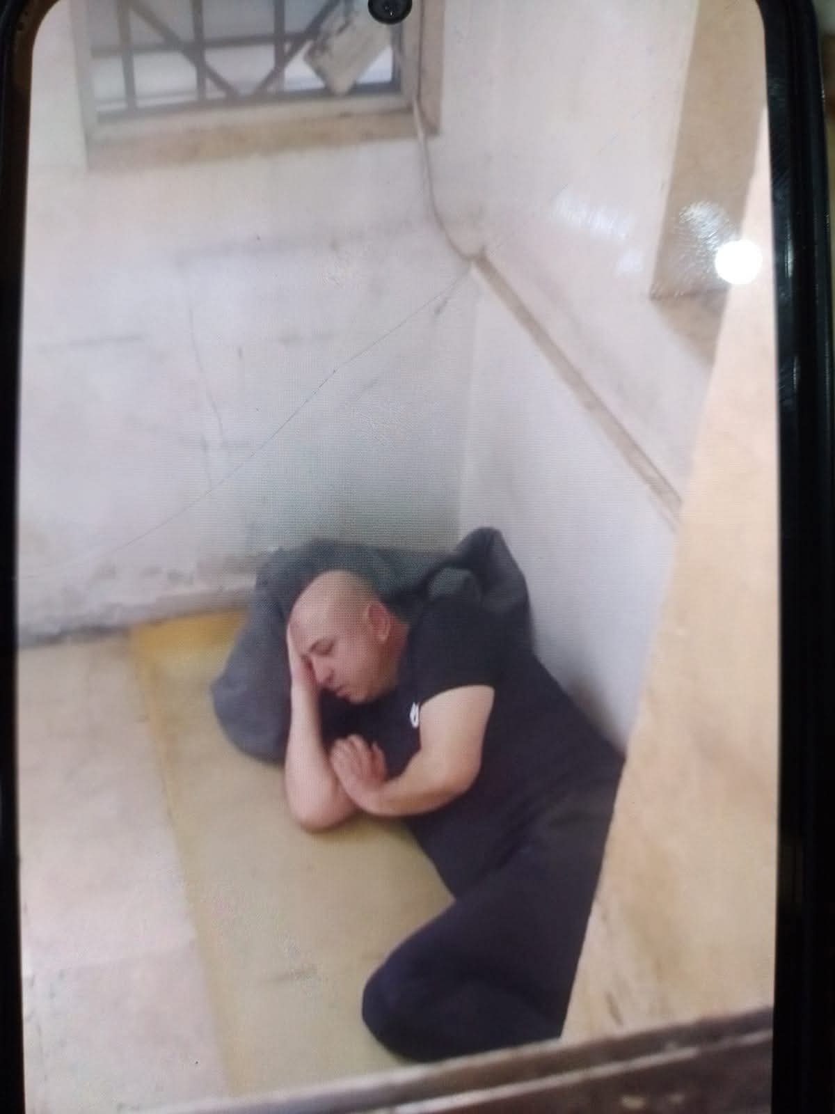 كيف تم إلقاء القبض على وسيم الأسد .؟”كمين الذهب الأسود “‏ “وسيم الأسد يقع في المصيدة الذهبية… على يد أجهزة الأمن السورية الجديدة”‏