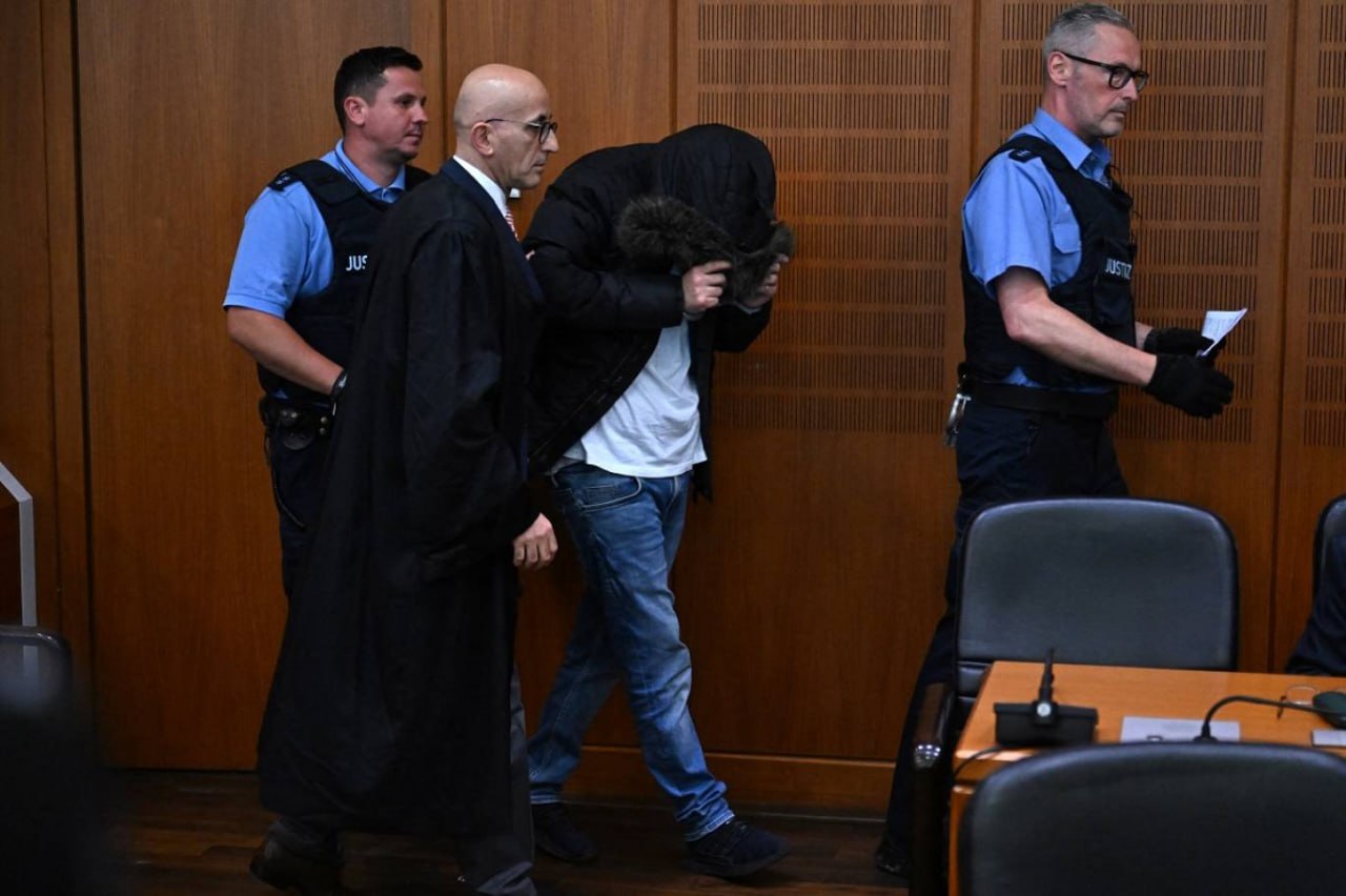 ألمانيا تحكم على طبيب سوري بالسجن المؤبد لتعذيبه معارضين للنظام البائد