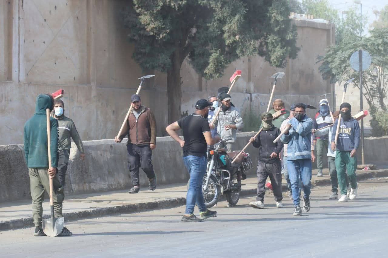 حملة نظافة واسعة بتعاون حكومي ومجتمعي في مدينة دير الزور